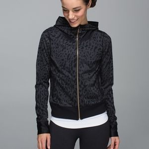 Lululemon Namaskar Hoodie size 4